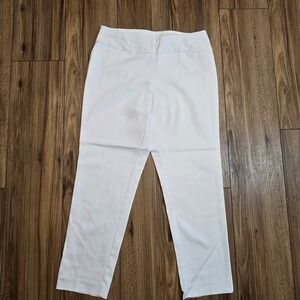 Investments White Cropped Ankle Straight Leg Pants Size 6 Casual Office